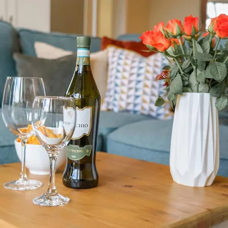 The Coaches - 26968 *